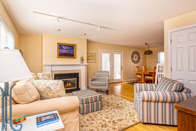 50 A Harry Kemp Way-13