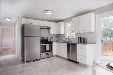 145 Custer St, Warwick, RI 02889 - photo 6