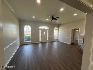 9930 Crooked Creek Cir, Byram, MS 39272 - photo 7