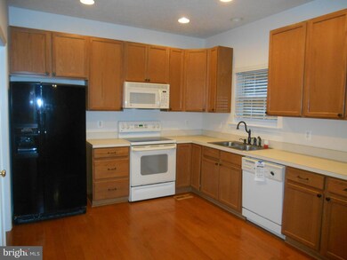 1118 Lakeview Pkwy, Locust Grove, VA 22508 - photo 4