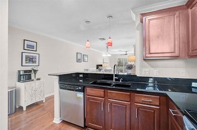 Smart design with efficient use of space.