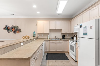 4843 Luster Leaf Cir unit 204  Magnolia P, Myrtle Beach, SC 29577 - photo 4