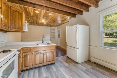 7080 Lt York-Mtpleasant, Alexandria Twp., NJ 08848 - photo 4