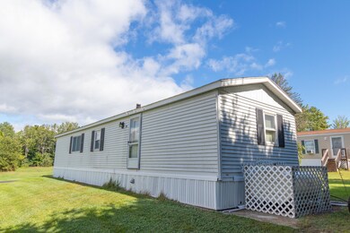 4 Herrick Ave, Mechanic Falls, ME 04256 - photo 3