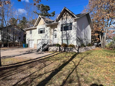 1250 Sherman St, Marquette, MI 49855 - photo 3