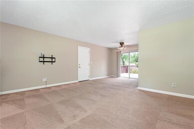 12131 W 69th St, Shawnee, KS 66216 - photo 4