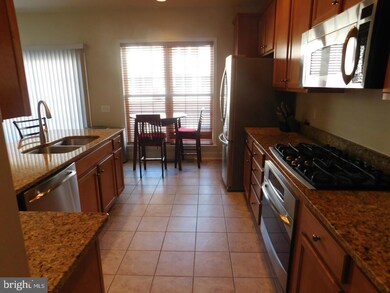 14632 Crossfield Way unit 213A, Woodbridge, VA 22191 - photo 5