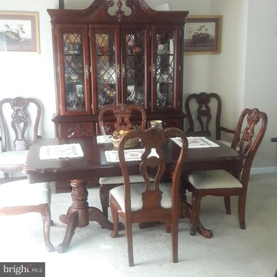 802 Queensdale Ct, Capitol Heights, MD 20743 - photo 3