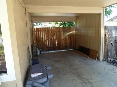 unlisted-address, Grants Pass, OR 97526 - photo 7