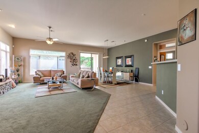 2231 E Constance Way-7