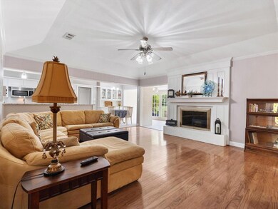 1008 Willowcreek Rd, Cleburne, TX 76033 - photo 5