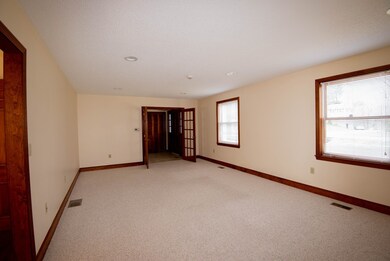 115 Candlestick Rd, North Andover, MA 01845 - photo 5