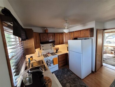 1351 Amos Ave, Des Moines, IA 50315 - photo 6