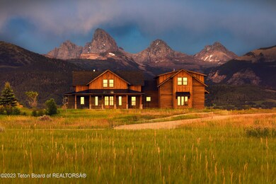 02 exterior teton