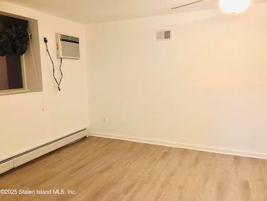32 Herbert St unit 1, Staten Island, NY 10309 - photo 6