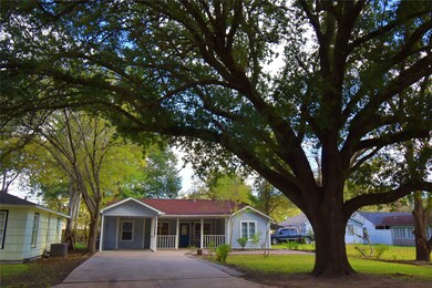 1115 Georgina St, Rosenberg, TX 77471 - photo 2