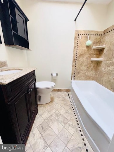 1045 Cedarwood Rd, Glenolden, PA 19036 - photo 2