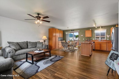 04-Living Room