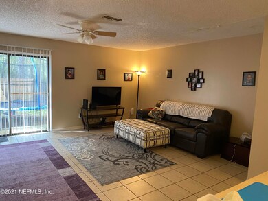 4518 Melissa Ct W, Jacksonville, FL 32210 - photo 4