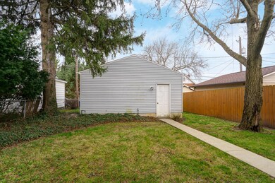 39 E. Longview Ave.