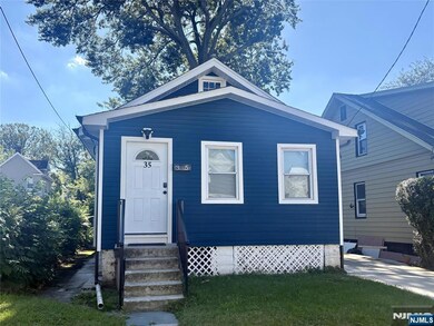 35 Bamford Place, Irvington, NJ 07111 - photo 3