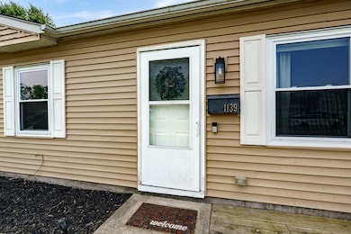 4-web-or-mls-1139-chalet-ave
