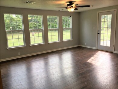 19 Oak Dr, Shawnee, OK 74804 - photo 4