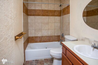 Bathroom_DMD_8745-SMALL