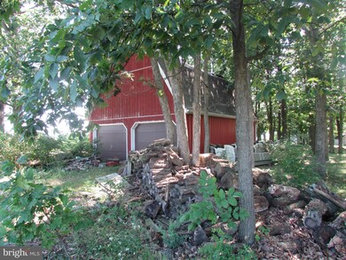 1735 Shatzer Rd, Chambersburg, PA 17201 - photo 6