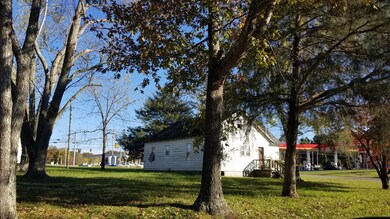 805 Oak Dr, Manchester, TN 37355 - photo 3