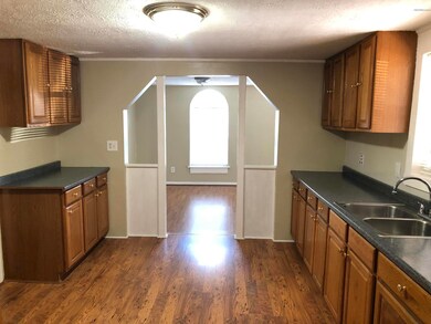 4604 Kerrick Lane - Kitchen2