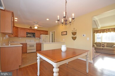 1206 Saint Andrews Way, Baltimore, MD 21239 - photo 4
