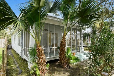 121 Sycamore St, Bay Saint Louis, MS 39520 - photo 3