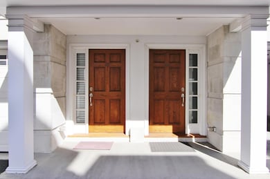 14 1st St unit J, Stamford, CT 06905 - photo 3