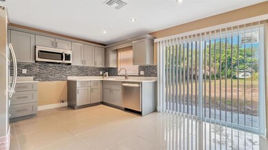 Kitchen (2)