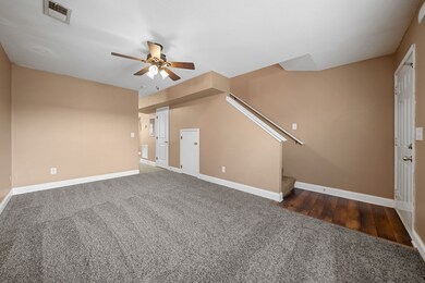 2287 Mccormick Ln unit I, Clarksville, TN 37040 - photo 4