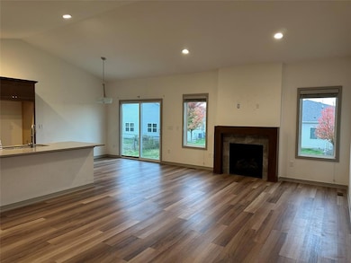 980 Juniper Dr, Carlisle, IA 50047 - photo 6