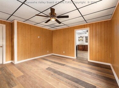 2206 Childress Rd, Alum Creek, WV 25003 - photo 6