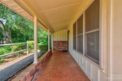 695 Branton Dr, Shelby, NC 28152 - photo 3