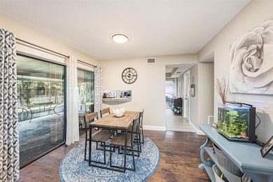 4805 Grove Point Dr unit II, Tampa, FL 33624 - photo 7