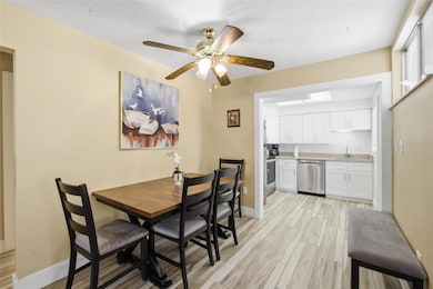 165 Vista Hermosa Cir unit 24A, Sarasota, FL 34242 - photo 7