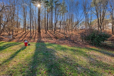 22 W Pine St, Plaistow, NH 03865 - photo 5