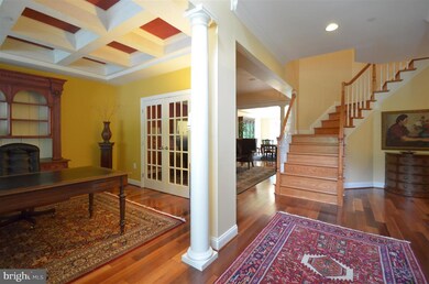 6712 Newstead Ln, Baltimore, MD 21209 - photo 2