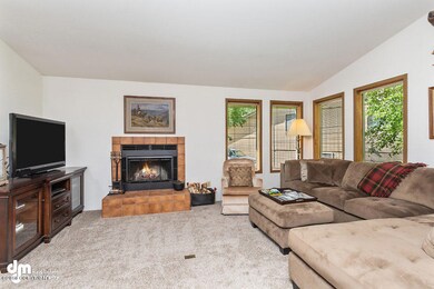 Living Room_KI_46-SMALL