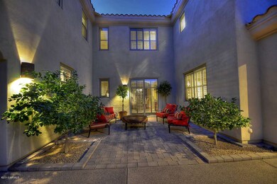 004_Courtyard Patio