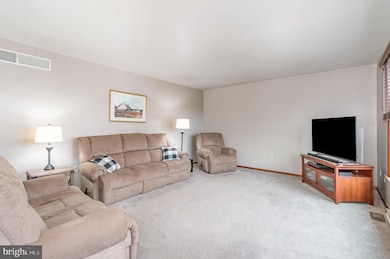 122 Wesson Ct, Mifflintown, PA 17059 - photo 3