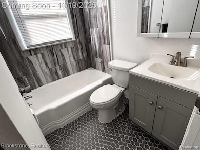 22133 David Ave, Eastpointe, MI 48021 - photo 6