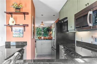 622 Broad Ave S unit J622, Naples, FL 34102 - photo 5