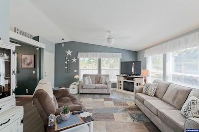 1905 Waverly Dr SE, Albany, OR 97322 - photo 7