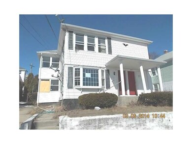 16 Aetna St, Central Falls, RI 02863 - photo 4